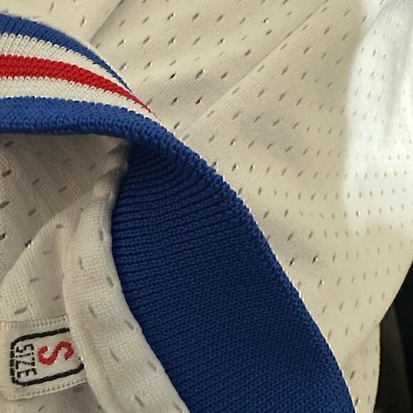 Warner Bros Tune Squad 1/3 Tweety Mens Small Basketball Jersey - Picture 4 of 5